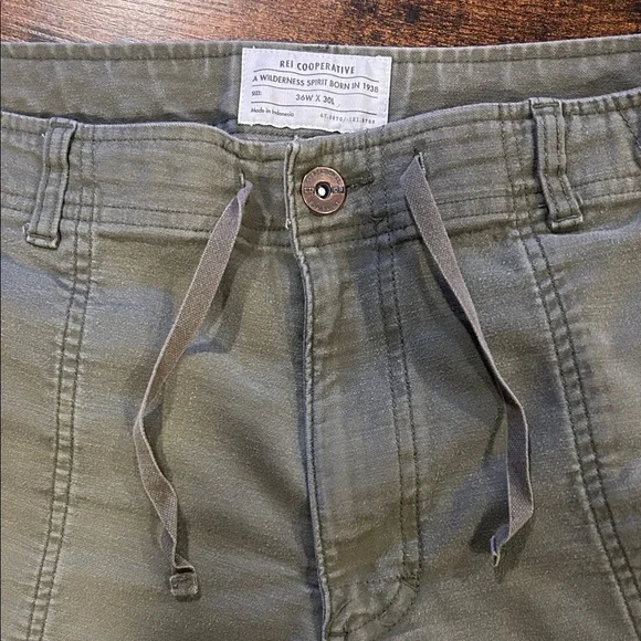 REI double knee Olive Green Jogger Pants - Picture 3 of 12